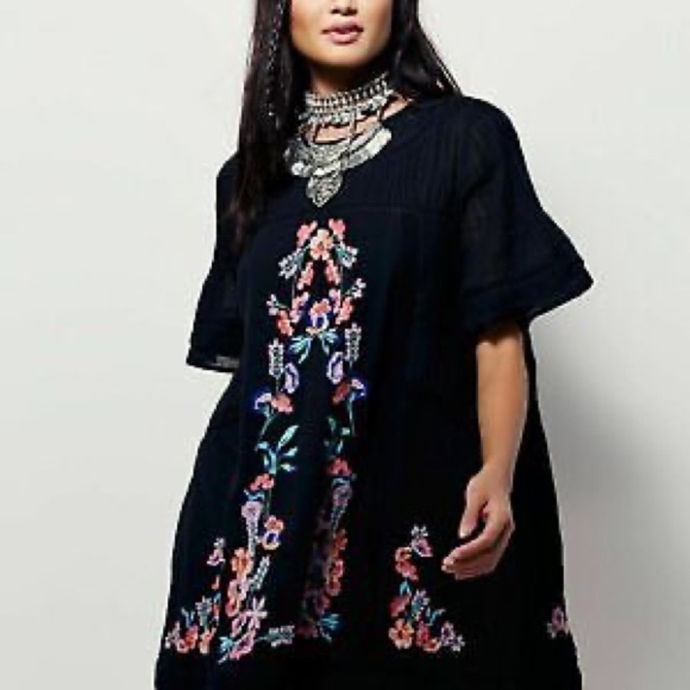 Free People Perfectly Victorian Black Embroidered Dress Short Sleeve - Picture 4 of 14